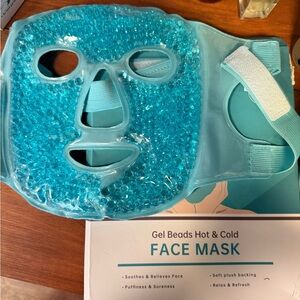 Blue Gel Beads Face Mask